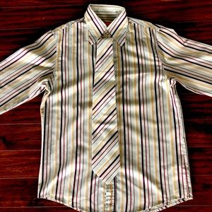 Men’s medium Ben Sherman button down dress shirt with matching tie.